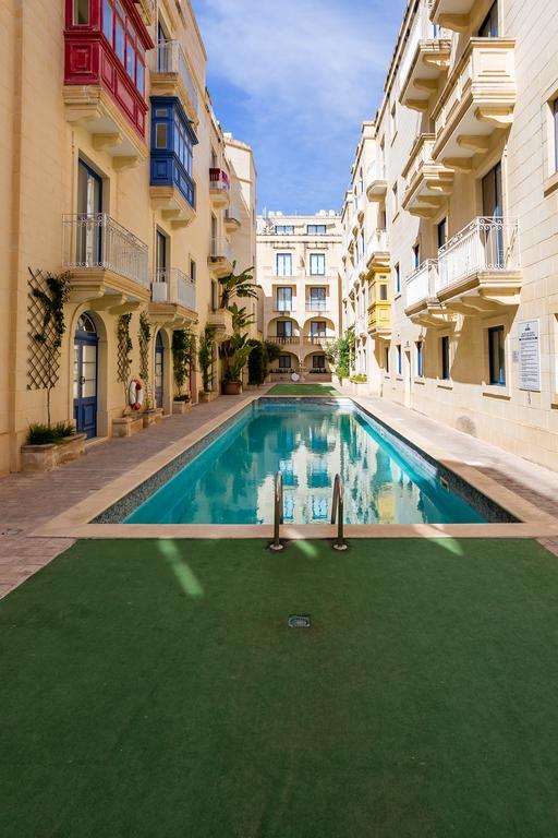 Seaview Luxury Penthouse With Shared Swimming Pool Apartment Ghajnsielem Exterior photo